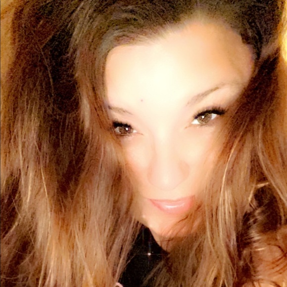 Meet your Posher, Brettney-brae - Picture 3 of 3